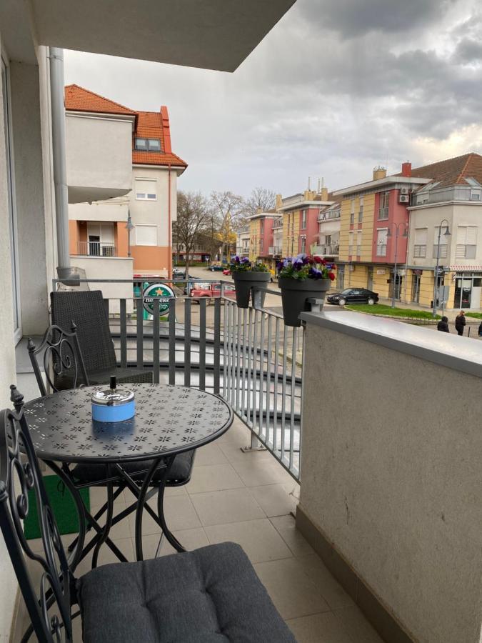 Happy Seasons Szoboszlo Apartman Hajdúszoboszló Kültér fotó